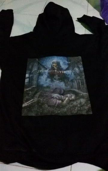 zipper hoodie avenged sevenfold hitam Dewi Hurin