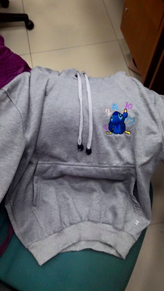 jumper hoodie Lie Liviani Sari