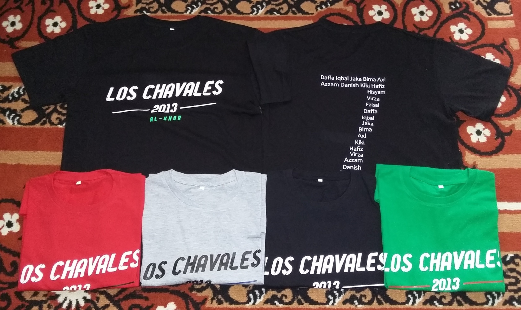 kaos komunitas los chavales hitam merah putih hijau fuji lengan pendek sablon rubber